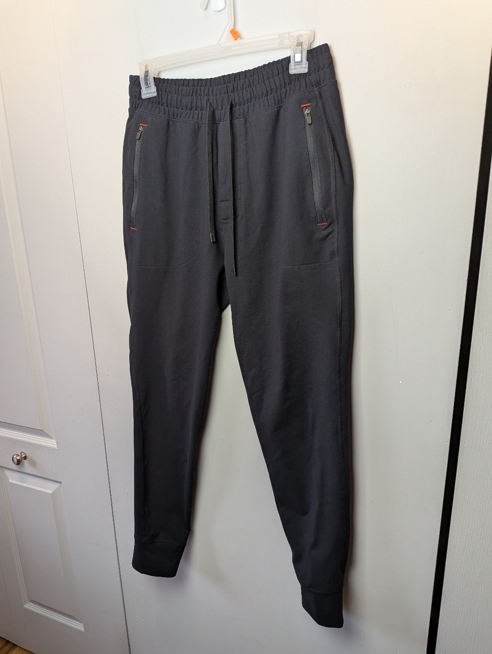 SAXX Roast Master Teck Jogger Men Pants Size Small Black 89% Recycled Polyester